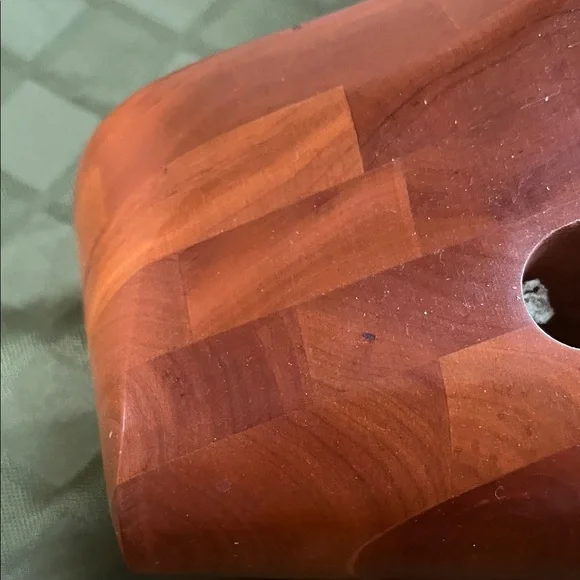 Vintage  Wooden Swan Sculpture with Natural Tones - Picture 9 of 15